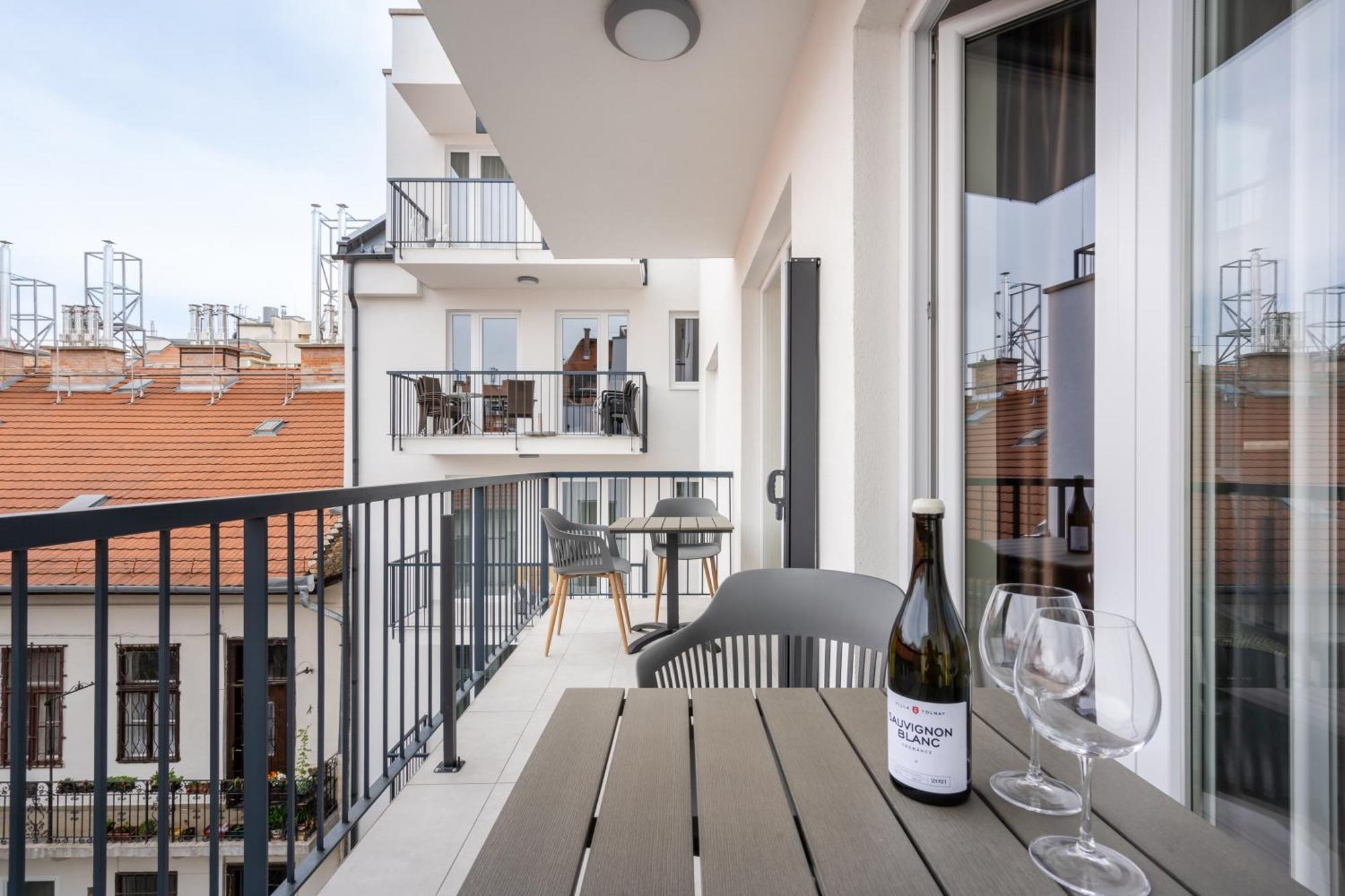 The Rose Garden Budapest Apartments Kültér fotó